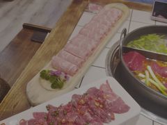 -热火朝天鲜切牛肉火锅(南强街巷店)