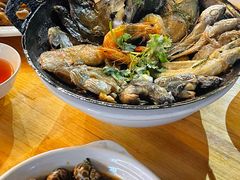 香煎杂鱼煲-桂园白粥·潮汕老味道