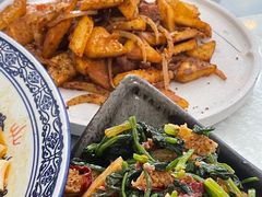 -马尔龙新疆饭店·清真(瑞景店)