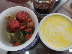 -撒拉人家.酸菜牦牛肉火锅