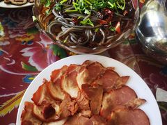 -何适山庄 ·可团建(水长城P2停车场店)