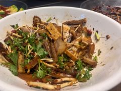 -黔蘑菇四季餐厅(观山湖店)