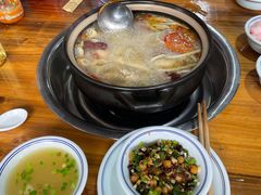 -云南印象昭通天麻火腿鸡(新疆石油花园二期店)