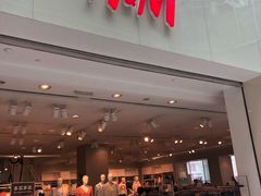 -H&M(鹏欣水游城店)