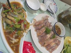 -覃记海鲜美食餐厅