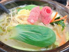 -灵芝妹子海鲜米线(香炉礁山姆店)
