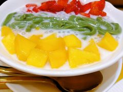 士多啤梨芒果捞河-甜心妈妈·榴莲星级糖水(北京路总店)