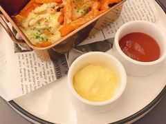 -玲婧胡同·生日蛋糕·餐厅(嘉里城店)