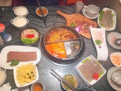 -热火朝天鲜切牛肉火锅(南强街巷店)