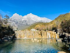 -玉龙雪山蓝月谷