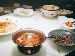 -江上荟·创意中国菜(绿地缤纷城店)
