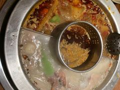 -佬土鹅肠火锅(解放路店)