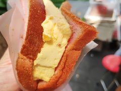 -詹爷爷乌节路街头冰淇淋