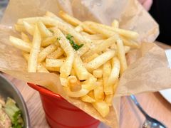 -玛格萝妮比萨屋(四平店)