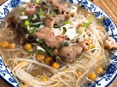 -平安桥张氏肥肠粉