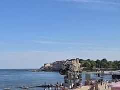 -北戴河碧螺塔海上酒吧公园