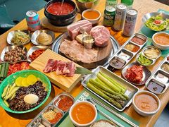 -唯成•韩国炭火烤肉 유성고기