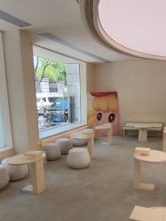 -SALON DE VANHADA