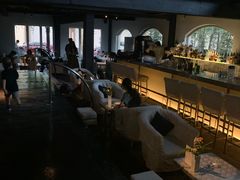 -穹六人间 people 6(岳阳路店)
