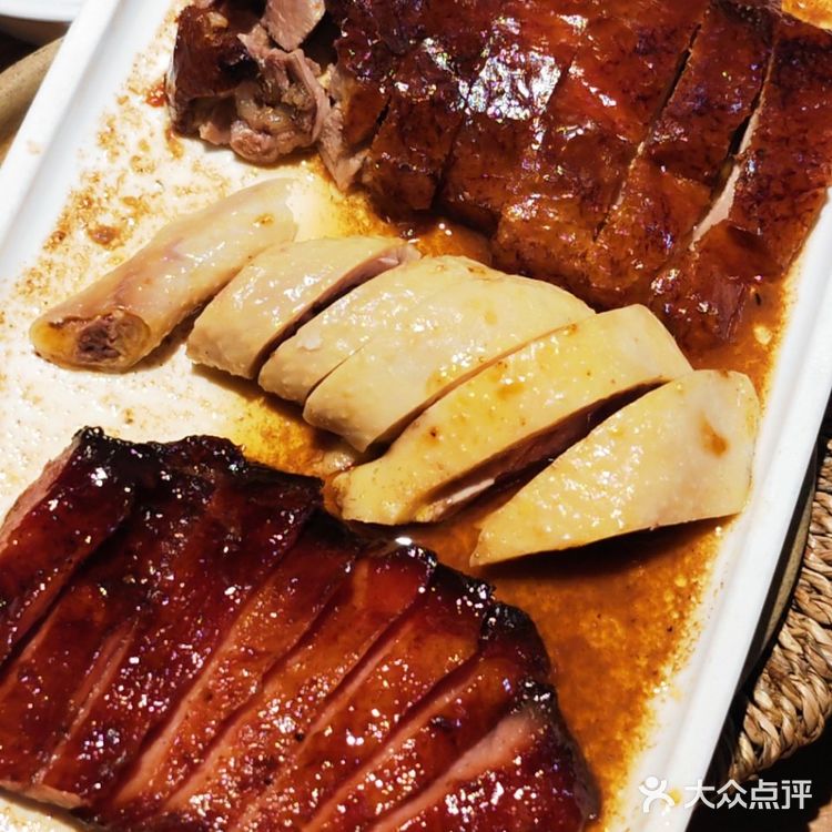 必吃榜餐厅正宗的粤菜馆子“粤小馆”