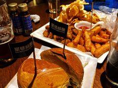 -圣徒精酿美式餐厅saints brewing(裕华万达步行街店)