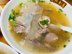 皇牌新鲜猪杂汤-荔林食店(西华路店)