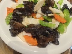 -那家老院子东北菜·饺子·小鸡炖蘑菇(艳华街店)