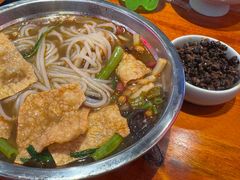 -雙冲柳州螺蛳粉&酸嘢&桂林米粉(簋街店)