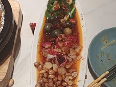 -老周家酱卤猪蹄私房菜(克拉玛依西街店)