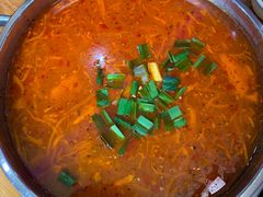 -黄利砖万峰林布依特色酸笋牛肉馆