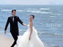 -乐派诗婚纱摄影