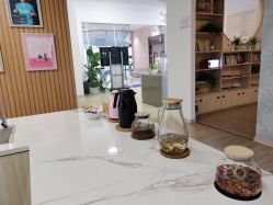 -静待花开瑜伽尊巴会馆