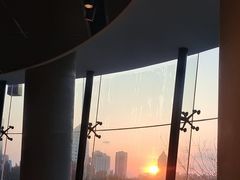 -麦当劳(展览路店)
