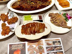 -梅利汴京烤鸭•开封豫菜地标店(晋安路店)