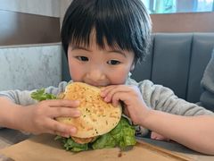 -必胜客(尹山湖歌林公园店)