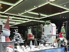 -大中华希尔顿酒店-念自助餐·嗨啤·小龙虾