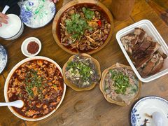 -小杨翘脚牛肉