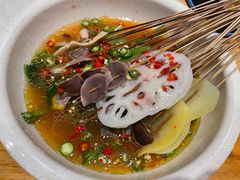 藤椒味钵钵鸡-嘉州叶婆婆钵钵鸡(建设路店)