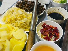 -70後铁锅炖(坡博总店)