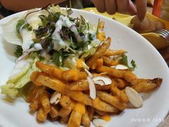 -BHC炸鸡(明洞总店)