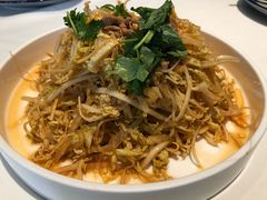 -八府香鸭·啫啫煲(华山路店)