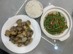 -金沙滩海鲜餐厅·海肠捞饭·手工水饺(梅江龙水园店)