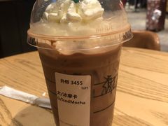 -星巴克(广州南站A18检票口楼上)