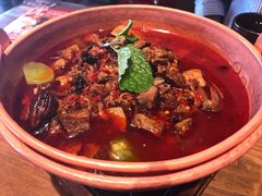 -云海肴·汽锅鸡·云南菜(天山百盛优客店)