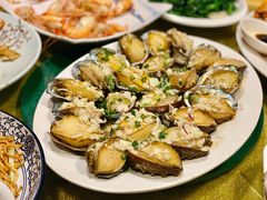 蒜蓉蒸鲍鱼-盛港湾海鲜食府(黄沙店)