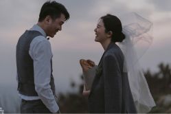 -易摄影婚纱摄影工作室