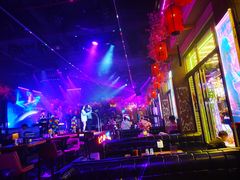 -喜鹊音乐酒馆(西街店)