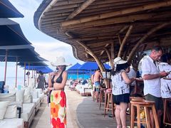 -FINNS Beach Club