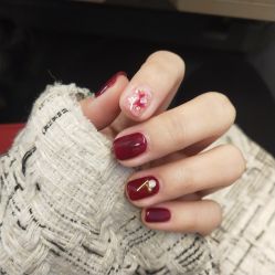 -雪奈传统美甲美睫