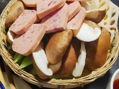 -李子坝梁山鸡(李子坝大鸡哥店)